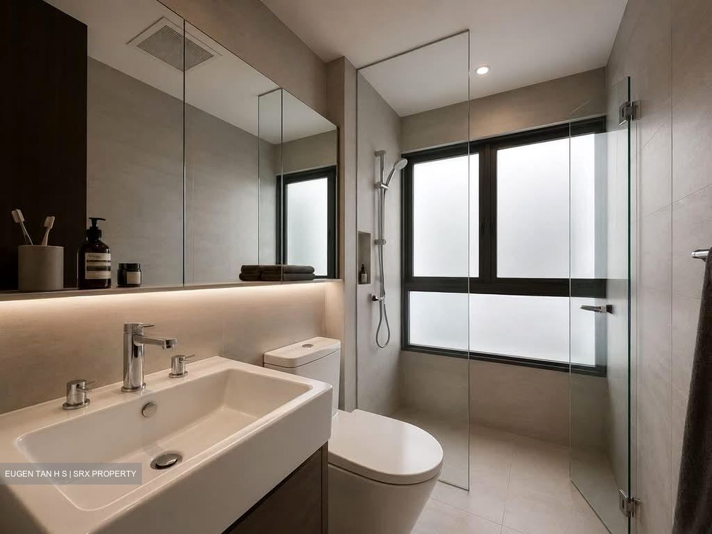 RiverGate (D9), Apartment #575370691